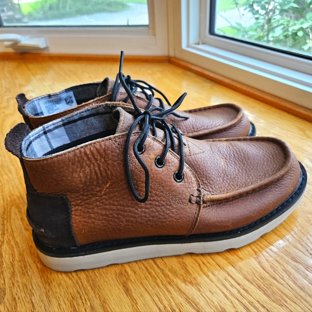 Toms Chukka Boots Waterproof Pull Up Leather Brown Sz 7